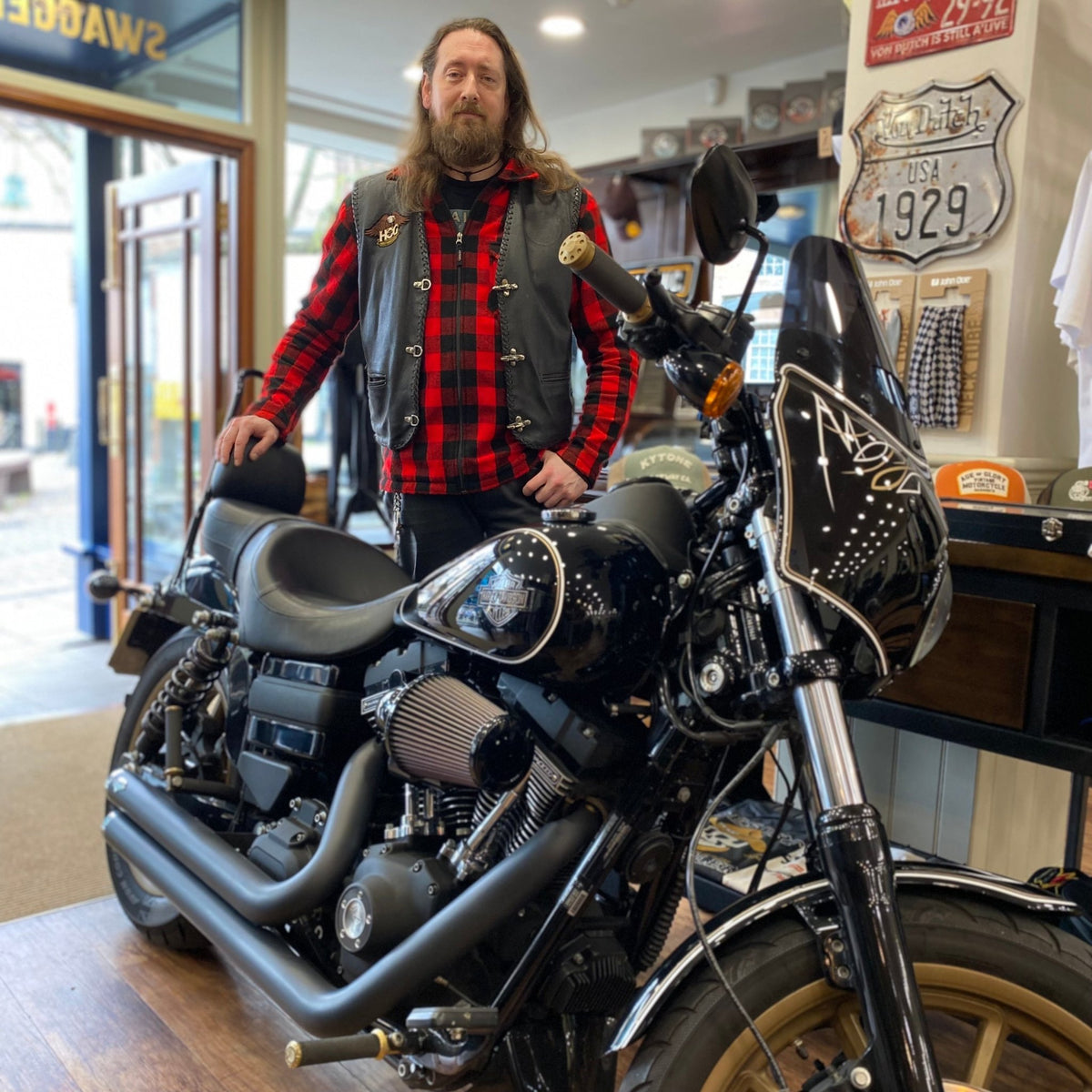 Aaron's Harley-Davidson FXDLS - Swagger & Jacks Ltd