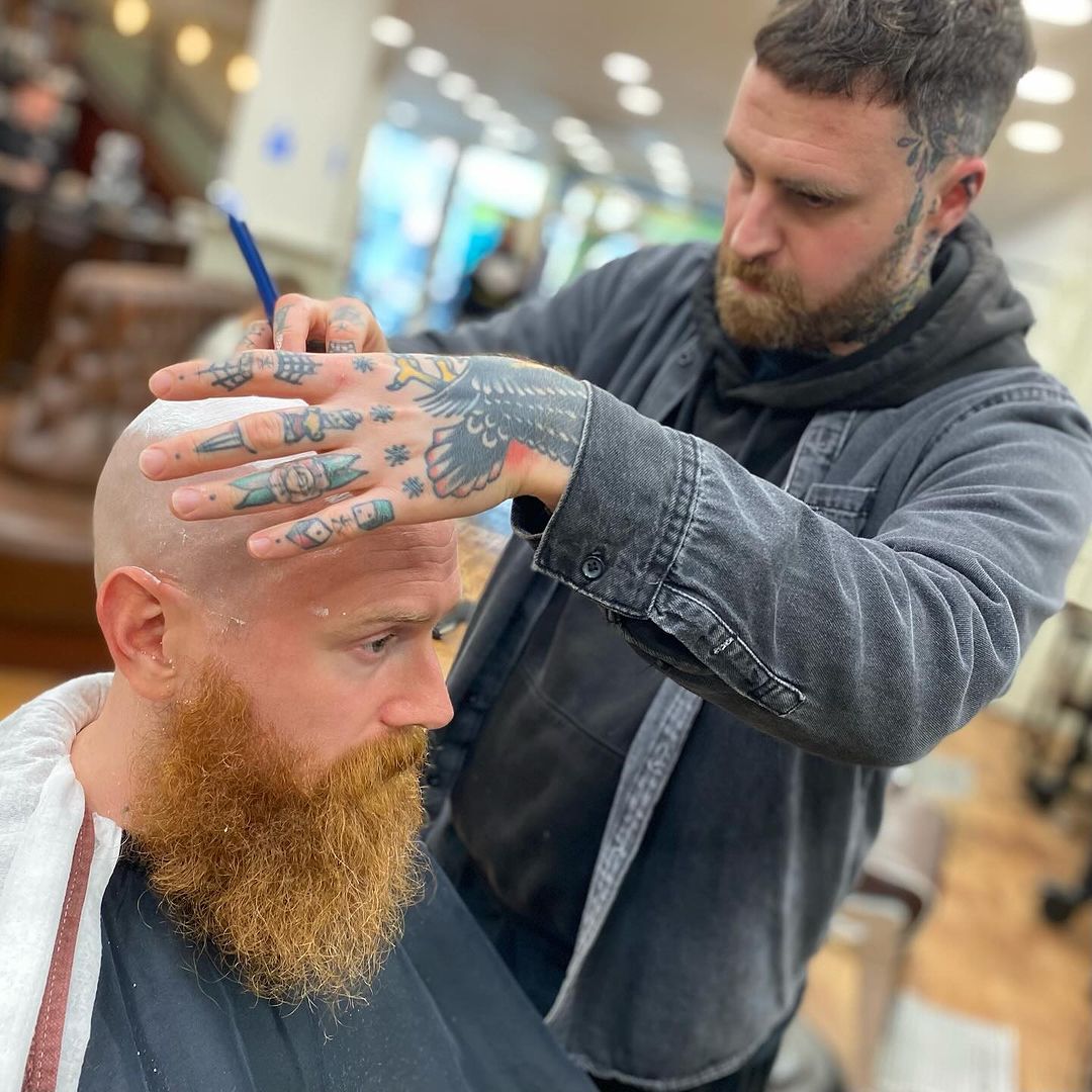 Benefits of a Head Shave with Hot Towels - Swagger & Jacks Ltd