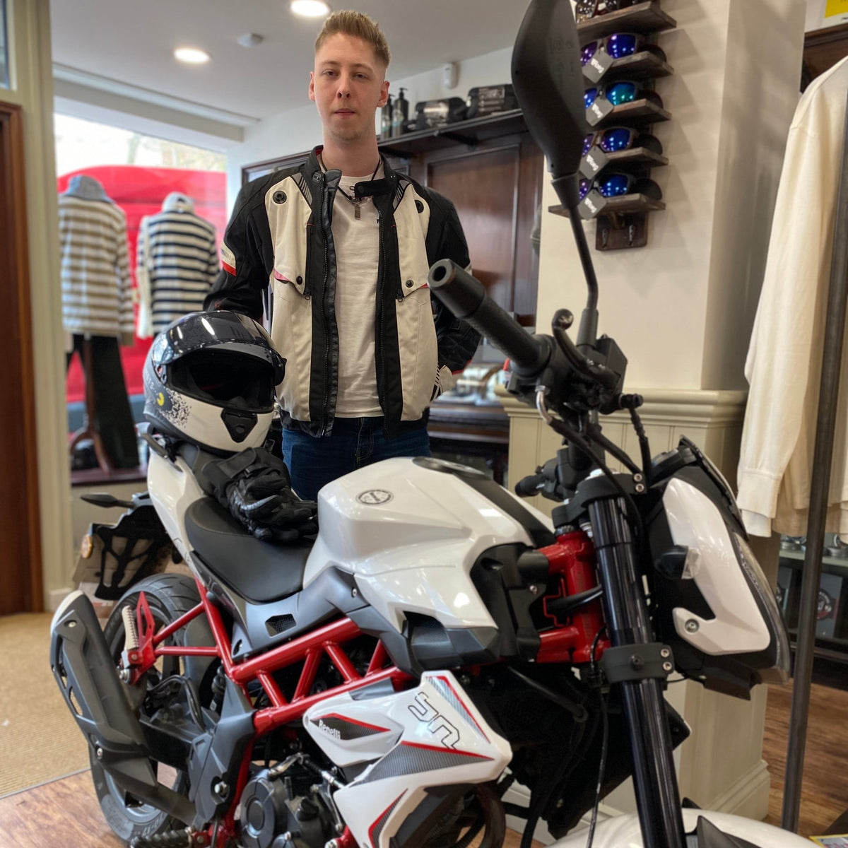 Jack's New Benelli BN 125 - Swagger & Jacks Ltd