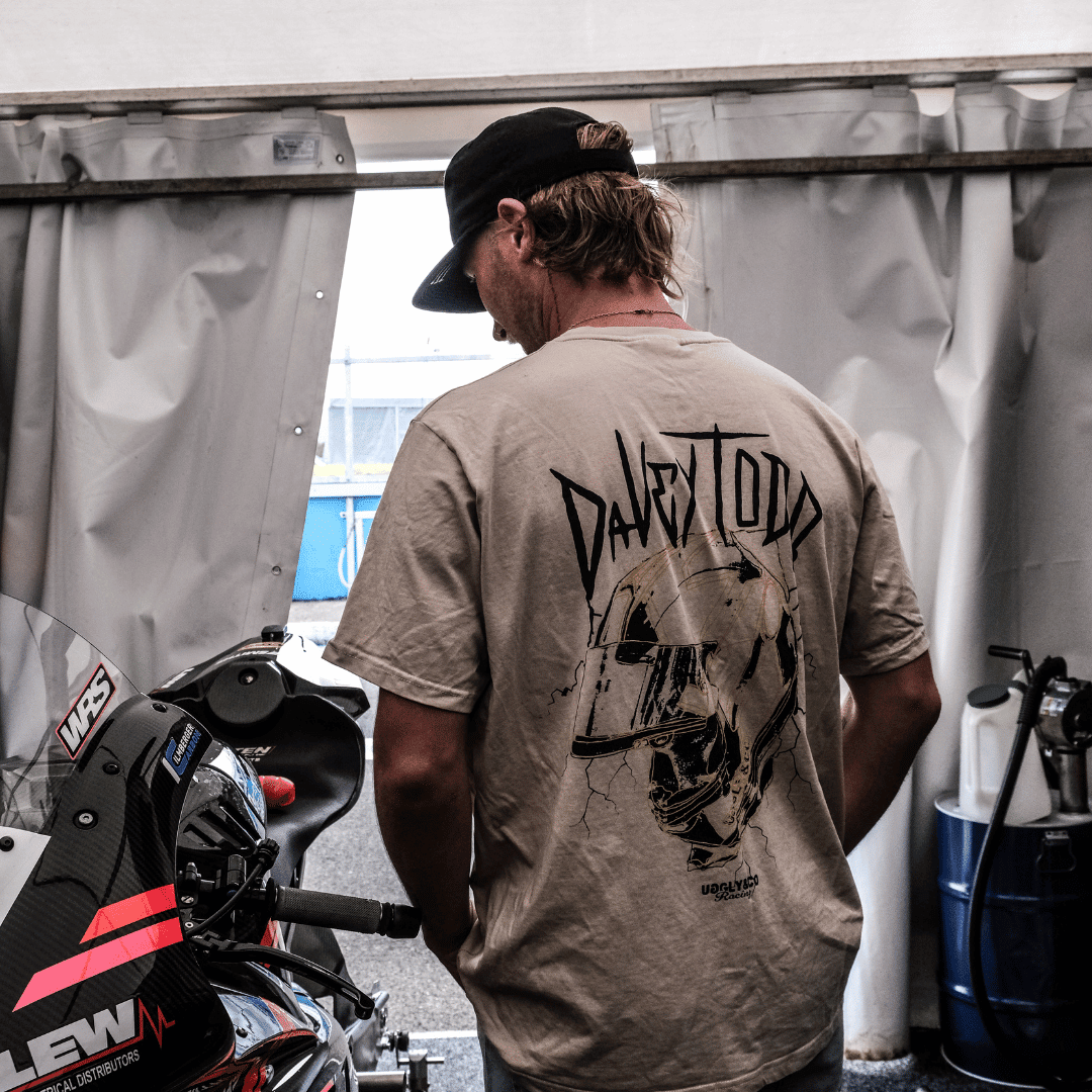 Davey Todd ‘Lightning Bolt’ Beige Tee - Swagger & Jacks Ltd